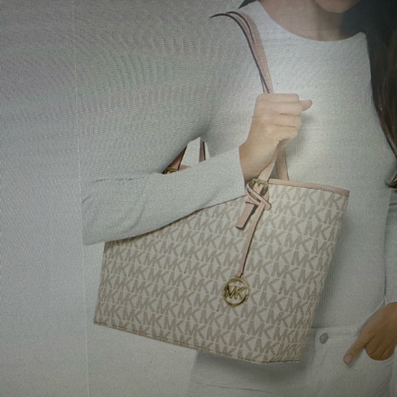 Michael Kors Jet Set Travel Top Zip Signature Monogram Tote. Authentic - Picture 16 of 16